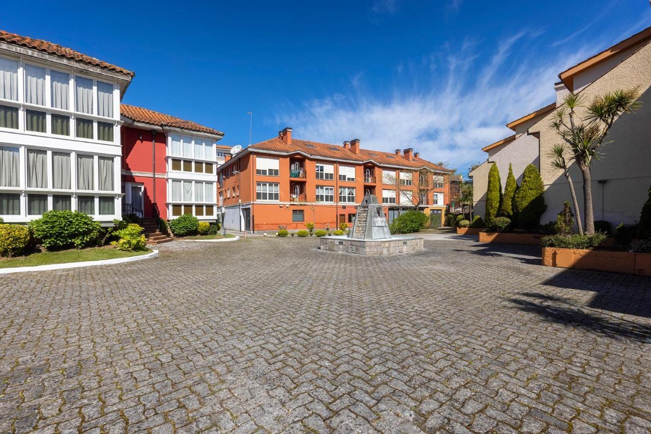 Apartamento El Tarin リャネス エクステリア 写真